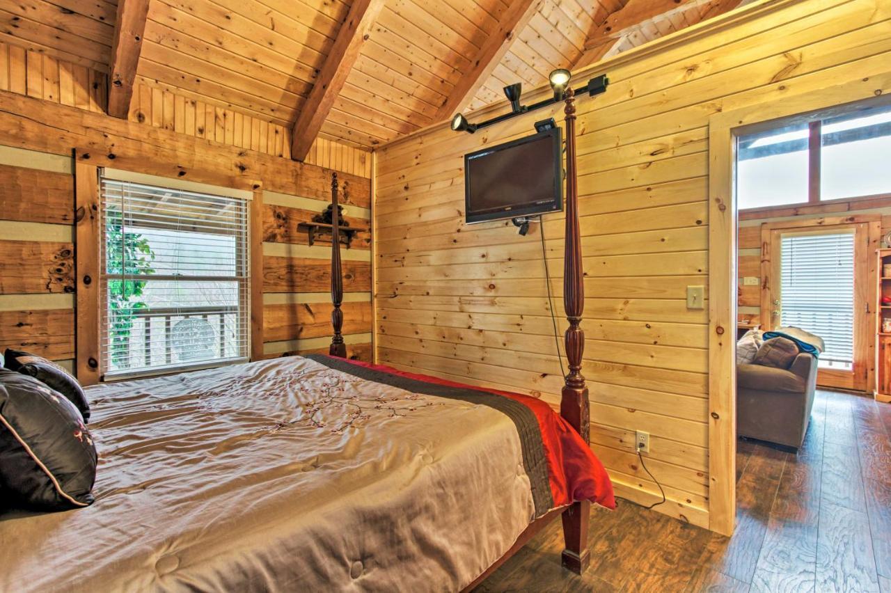 Sevierville Cabin With Private Hot Tub And Fireplace! Zewnętrze zdjęcie