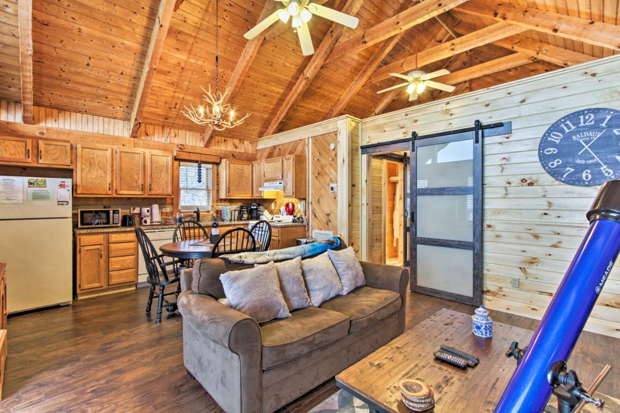 Sevierville Cabin With Private Hot Tub And Fireplace! Zewnętrze zdjęcie