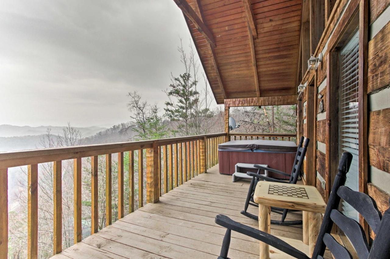 Sevierville Cabin With Private Hot Tub And Fireplace! Zewnętrze zdjęcie